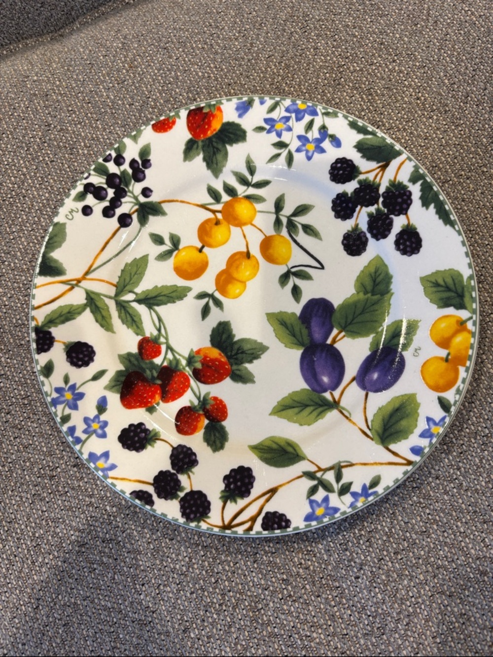Mainstays White Ceramic salad Plate with Multicolor Fruit Motif